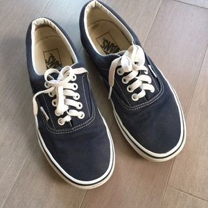 Van’s Navy Blue Women’s Size 8 in great condition